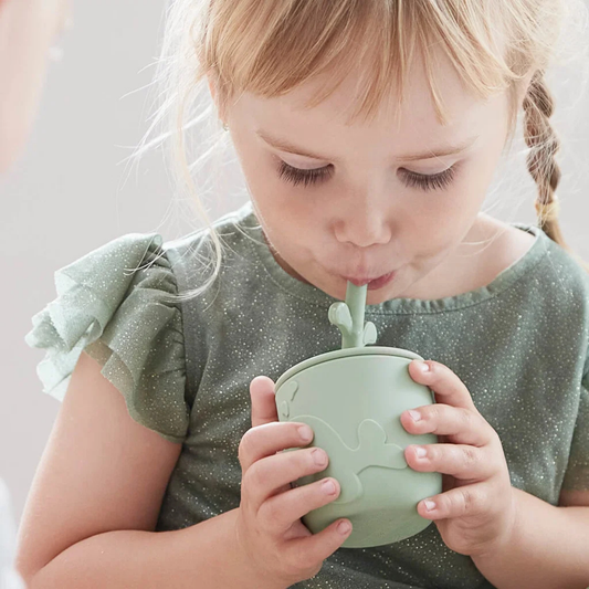 Peekaboo Straw Cup 2-pack Wally Sand – Done by Deer