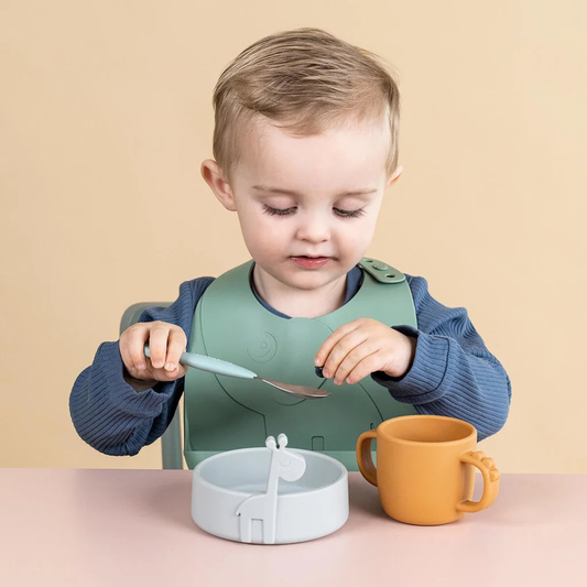 Peekaboo Bib 2-pack Elphee Grön – Done by Deer