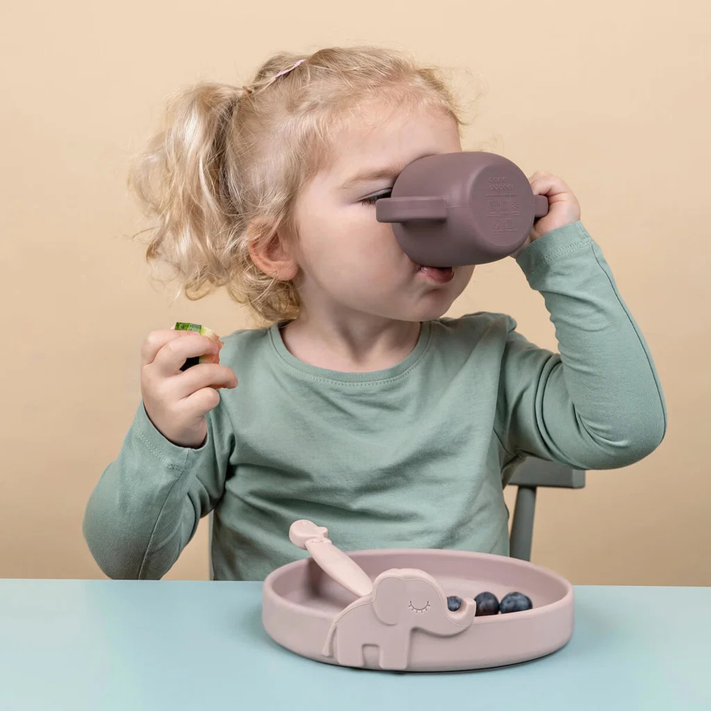 Peekaboo Dinner Set Deer Friends Puder – Done by Deer