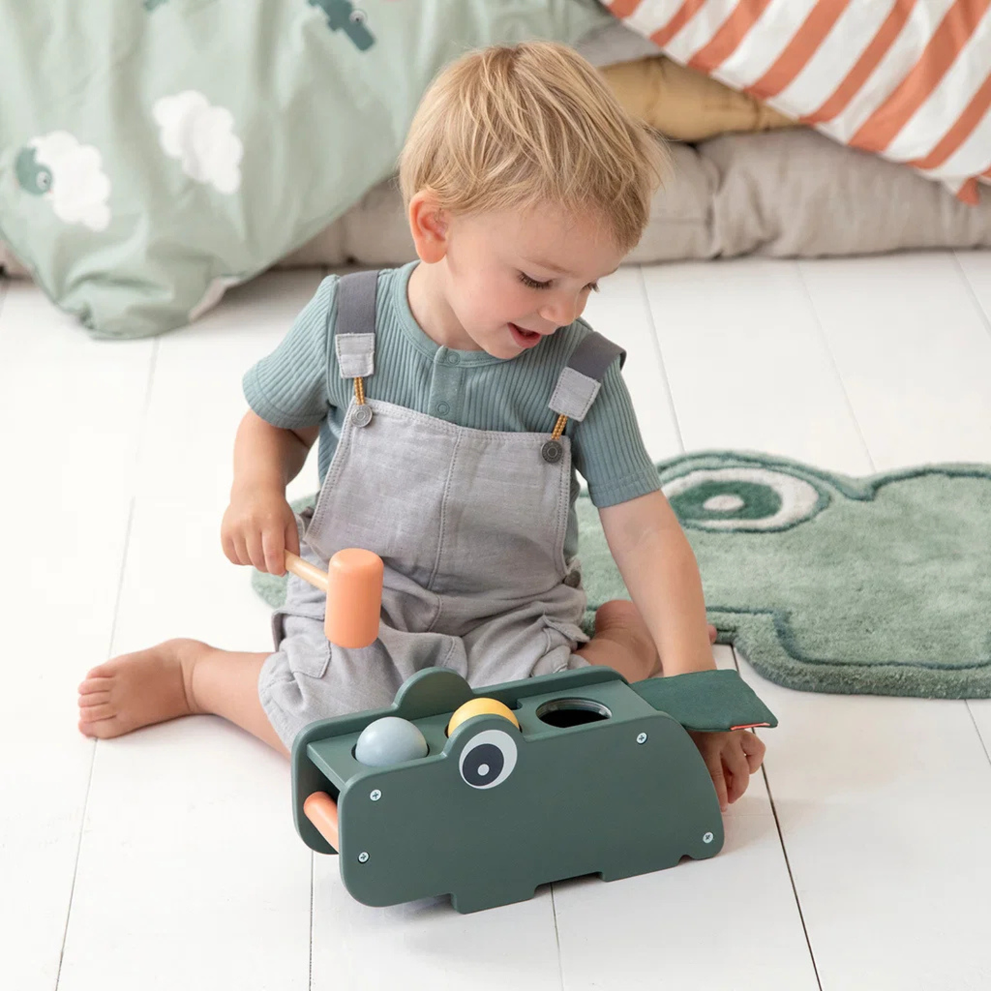 Hammarbänk Croco Grön – Done by Deer